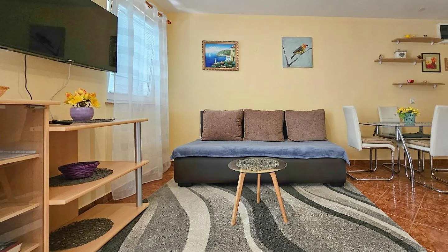 Domili Apartment Dajla